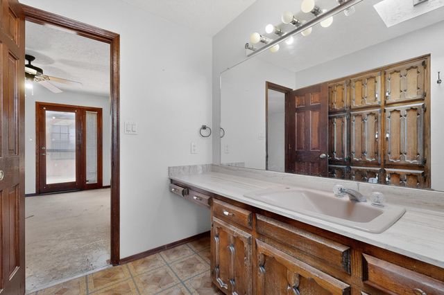 13012 Calle De Sandias NE, Albuquerque, NM 87111