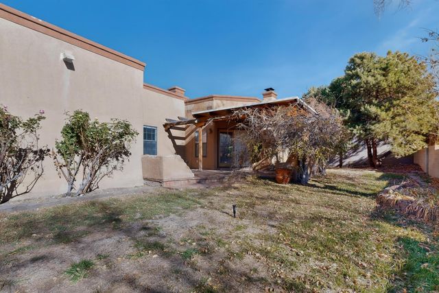 13012 Calle De Sandias NE, Albuquerque, NM 87111