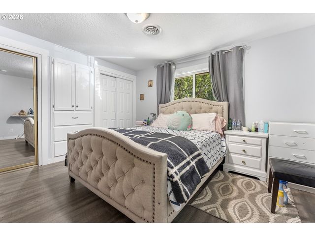 1814 REDWOOD Ct, Forest Grove, OR 97116