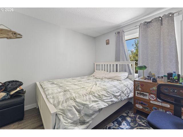 1814 REDWOOD Ct, Forest Grove, OR 97116
