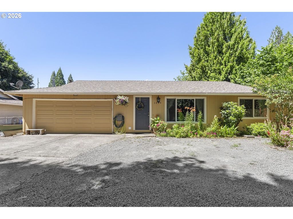 1814 REDWOOD Ct, Forest Grove, OR 97116