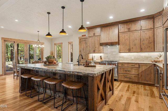 56413 Fireglass Loop 194, Bend, OR 97707