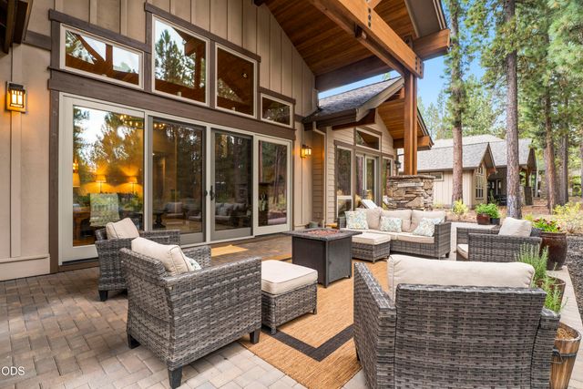 56413 Fireglass Loop 194, Bend, OR 97707