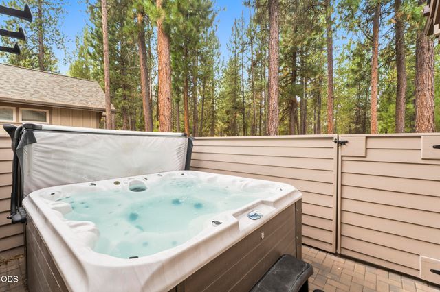 56413 Fireglass Loop 194, Bend, OR 97707
