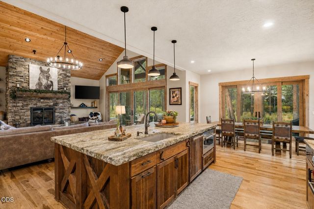 56413 Fireglass Loop 194, Bend, OR 97707