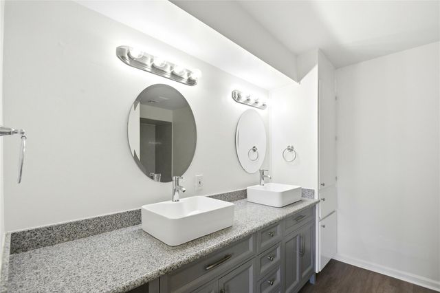 6215 Autumn Arbor Drive, Houston, TX 77092