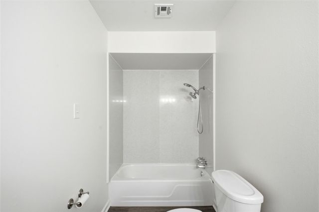 6215 Autumn Arbor Drive, Houston, TX 77092