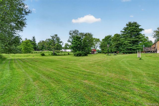 18 Mohin Park, New Hampton, NY 10958