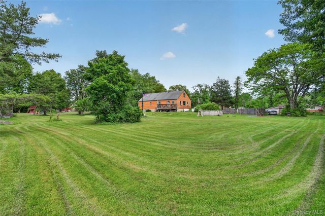 18 Mohin Park, New Hampton, NY 10958