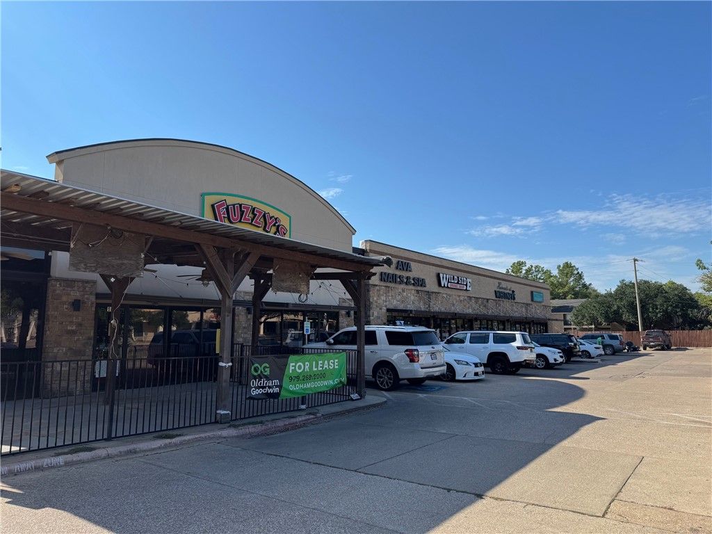 1712 Southwest Parkway, College Station, TX 77840 — exterior