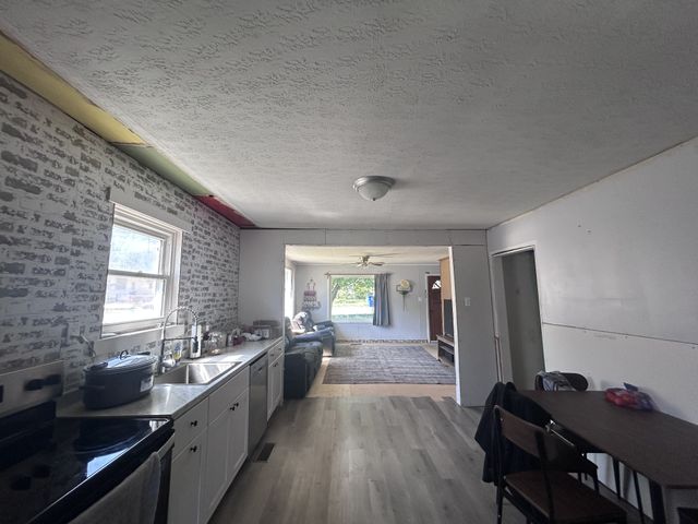 500 N High St, Franklin, KY 42134