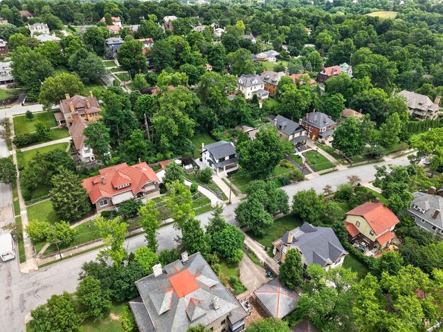 1016 Valley Lane, Cincinnati, OH 45229