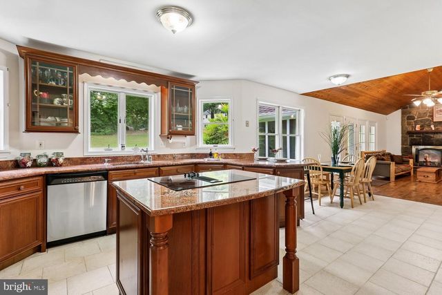 17034 BARN RIDGE DR, Silver Spring, MD 20906