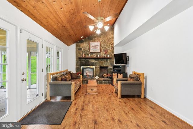 17034 BARN RIDGE DR, Silver Spring, MD 20906