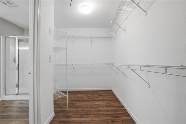 522 Keeneland Avenue, Woodstock, GA 30189