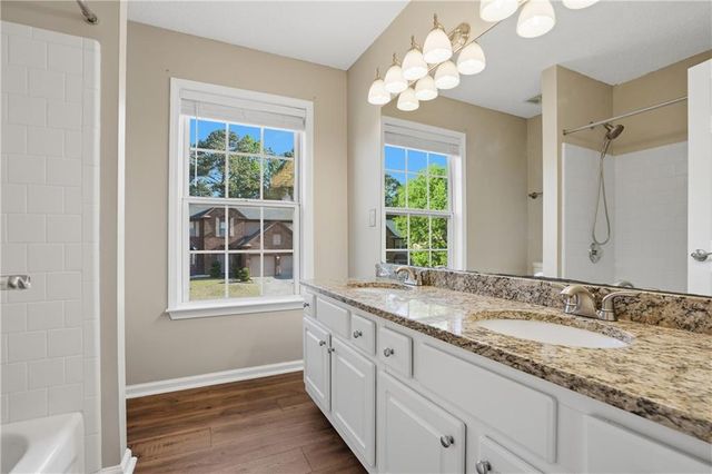 522 Keeneland Avenue, Woodstock, GA 30189