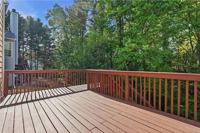 522 Keeneland Avenue, Woodstock, GA 30189