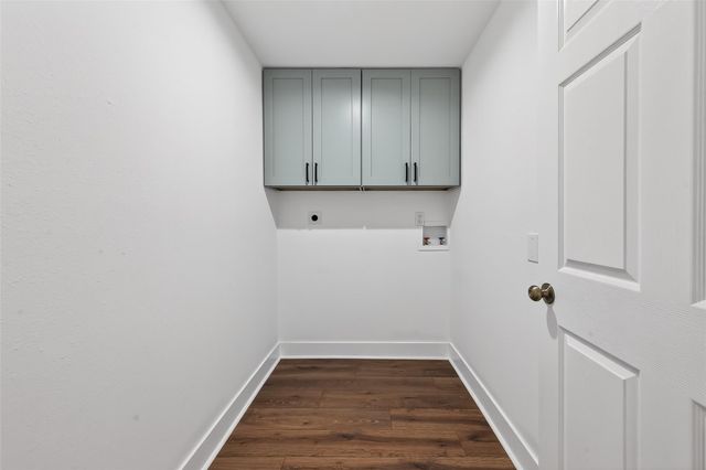 2311 8th Street, Liverpool, TX 77577