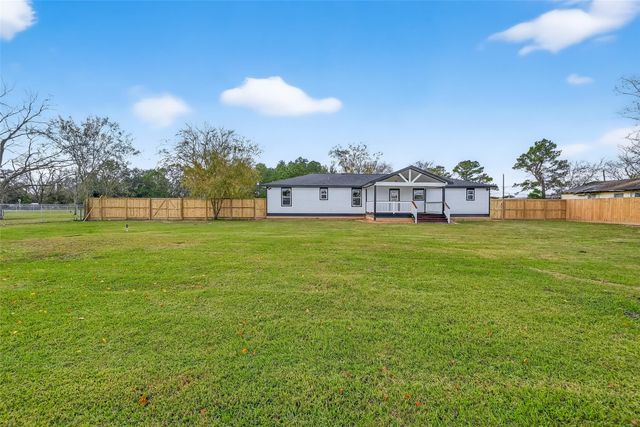 2311 8th Street, Liverpool, TX 77577