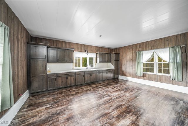 12928 State Route 88, Garrettsville, OH 44231