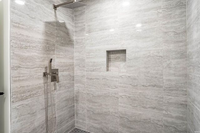 6985 Starks Boulevard, Fort Wayne, IN 46816