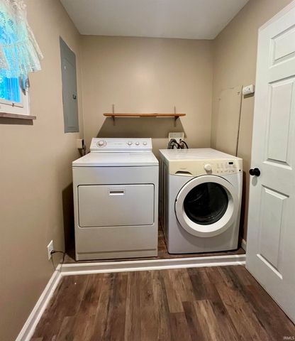 274 W Faculty Drive, Paoli, IN 47454