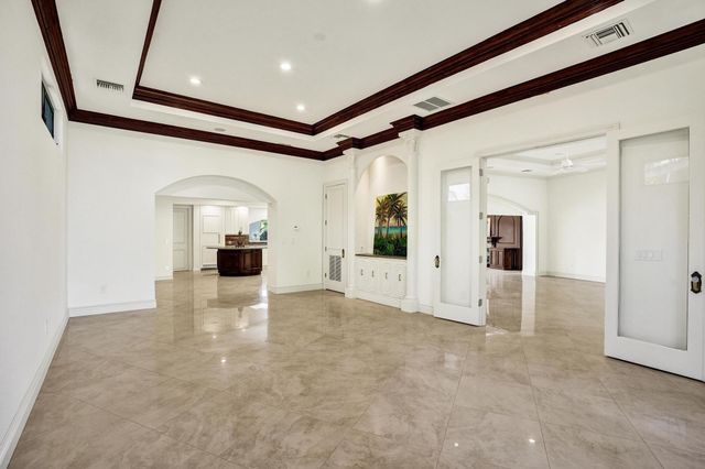 2425 Fryer Point, Fort Lauderdale, FL 33305