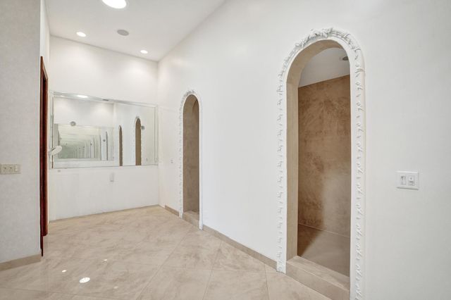 2425 Fryer Point, Fort Lauderdale, FL 33305
