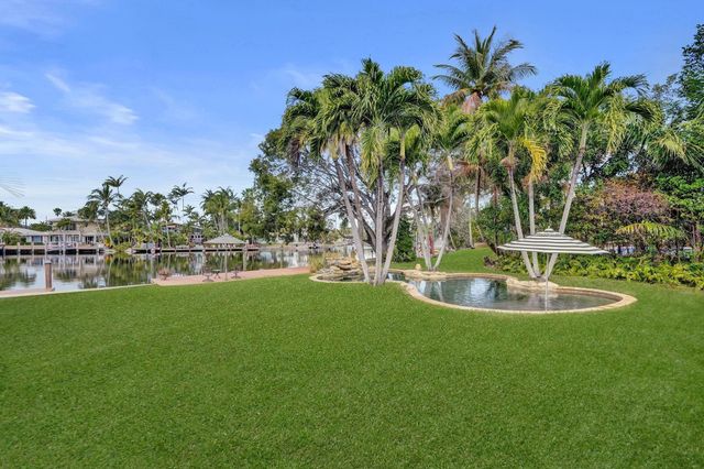 2425 Fryer Point, Fort Lauderdale, FL 33305