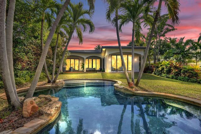 2425 Fryer Point, Fort Lauderdale, FL 33305