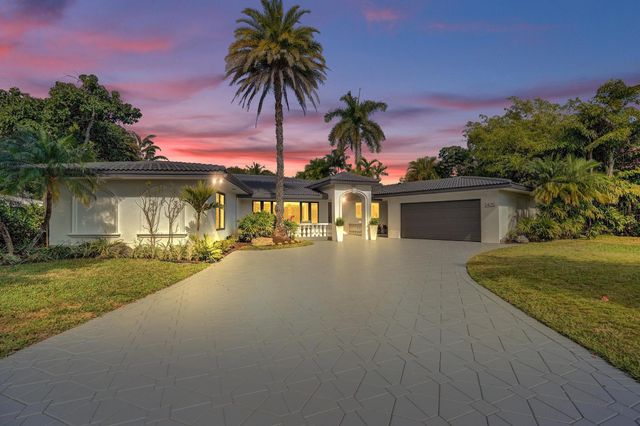 2425 Fryer Point, Fort Lauderdale, FL 33305