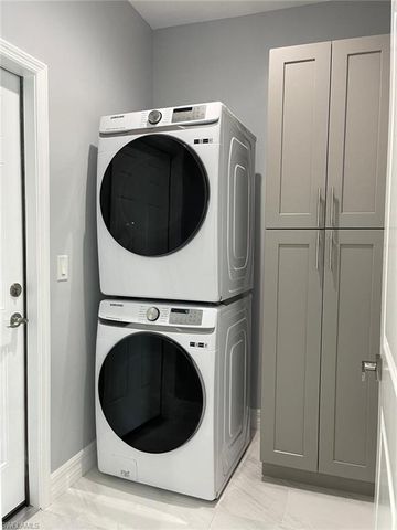 132 SW 9th AVE, Cape Coral, FL 33991