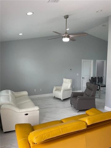 132 SW 9th AVE, Cape Coral, FL 33991