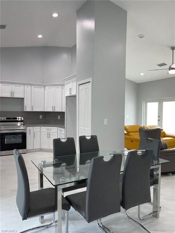 132 SW 9th AVE, Cape Coral, FL 33991