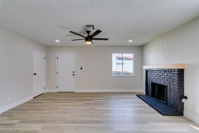 3638 Villa Knolls East Drive, Las Vegas, NV 89120