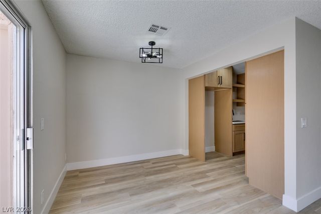 3638 Villa Knolls East Drive, Las Vegas, NV 89120