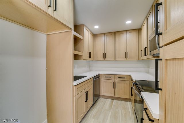 3638 Villa Knolls East Drive, Las Vegas, NV 89120