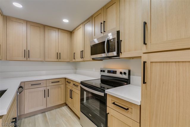 3638 Villa Knolls East Drive, Las Vegas, NV 89120