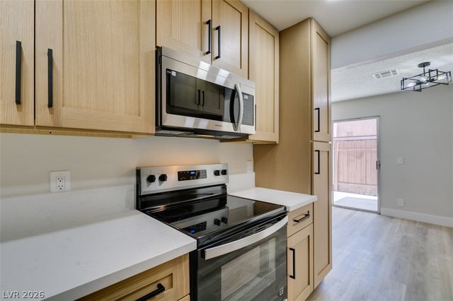 3638 Villa Knolls East Drive, Las Vegas, NV 89120