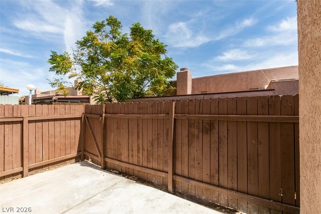 3638 Villa Knolls East Drive, Las Vegas, NV 89120