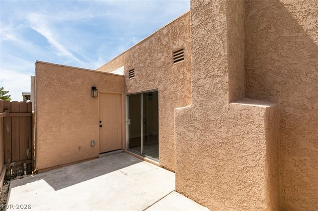 3638 Villa Knolls East Drive, Las Vegas, NV 89120