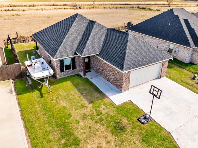 241 Darwen Drive, Raceland, LA 70394