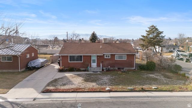 912 S 100 E, Orem, UT 84058