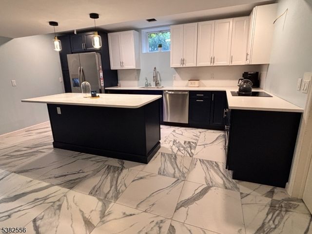 5 Little Tarn Ct, Hardyston Twp., NJ 07419