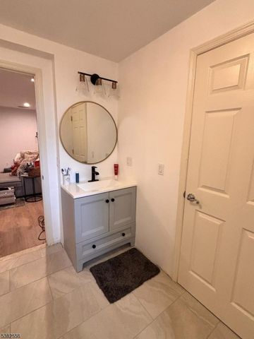 5 Little Tarn Ct, Hardyston Twp., NJ 07419