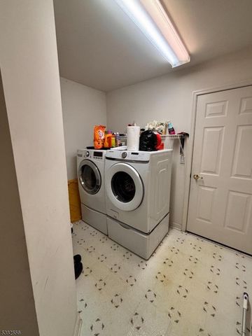 5 Little Tarn Ct, Hardyston Twp., NJ 07419