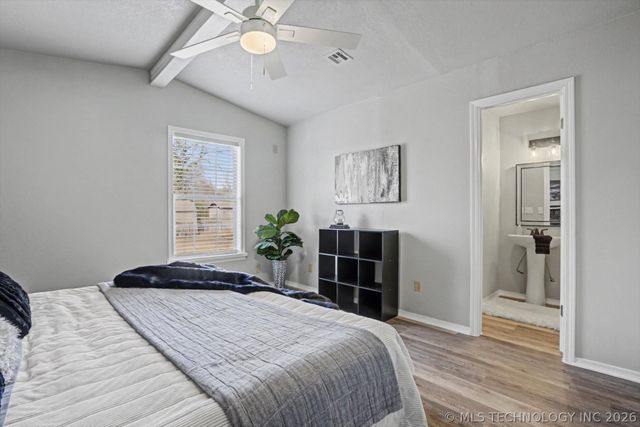 5036 S 27th West Avenue, Tulsa, OK 74107