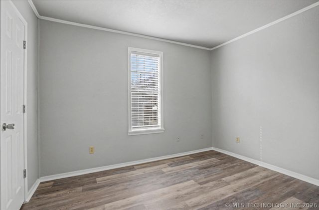 5036 S 27th West Avenue, Tulsa, OK 74107