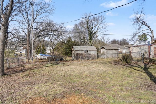 5036 S 27th West Avenue, Tulsa, OK 74107