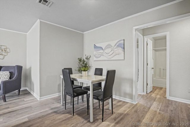 5036 S 27th West Avenue, Tulsa, OK 74107